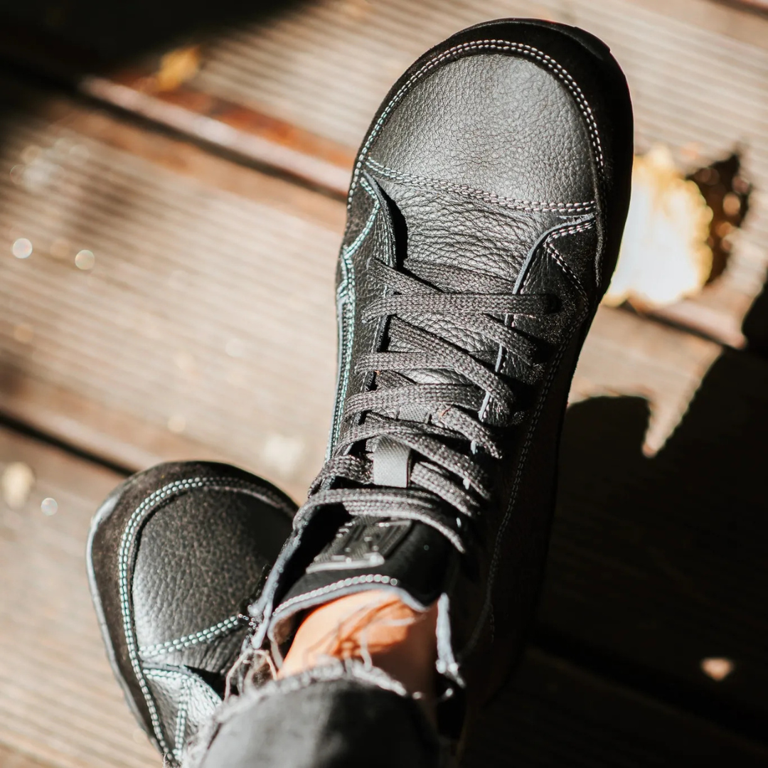 TerraFlex™ Buffalo Boots – Natural Leather & Barefoot Freedom